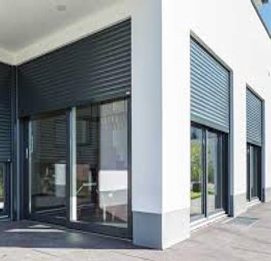 Oferim soluții personalizate, adaptate fiecărui proiect.